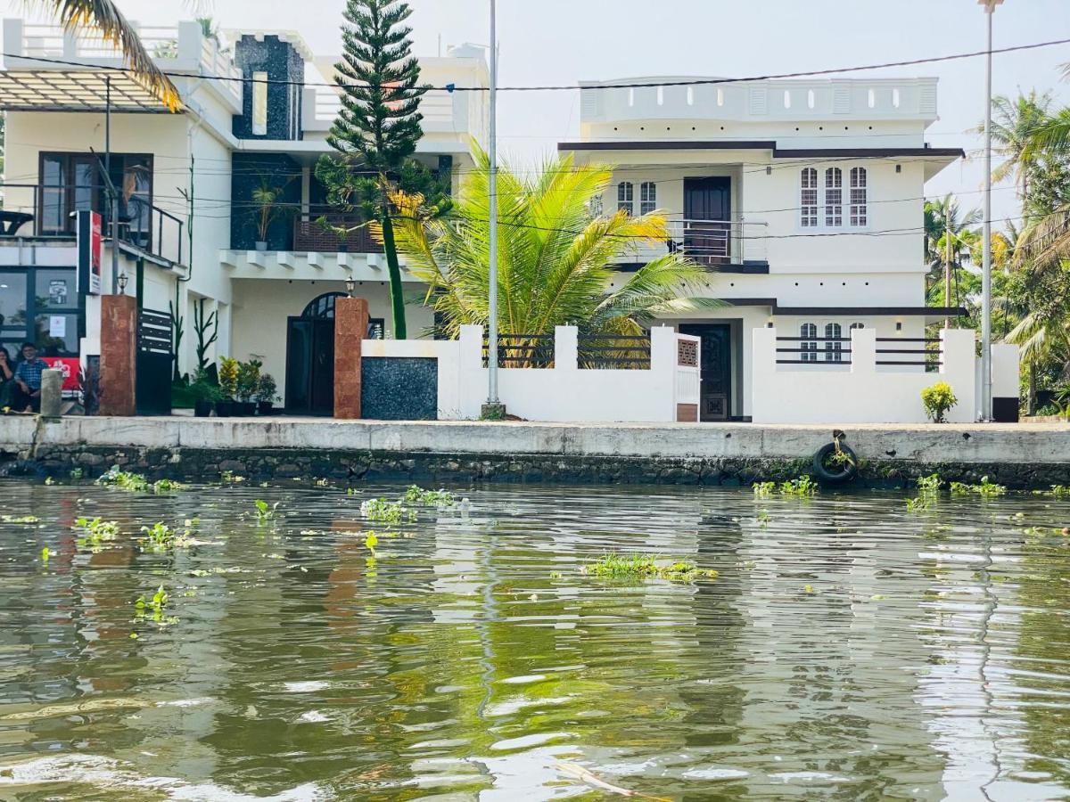 Alice Lake Promise Villa Alappuzha Buitenkant foto